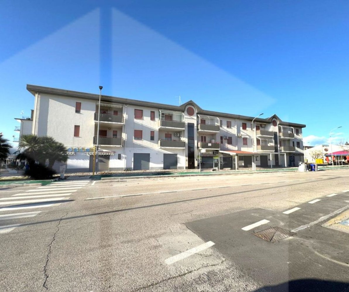 3 rooms Apartment in Campomarino, Italy No. 25360