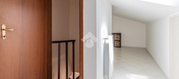 2 Schlafzimmer Wohnung in Sutri, Italy, Nr. 257887 14
