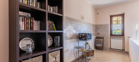 2 Schlafzimmer Wohnung in Sutri, Italy, Nr. 257887 5