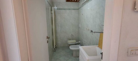 Apartamento de 2 dormitorios en Budrio, Italy No. 326268 17