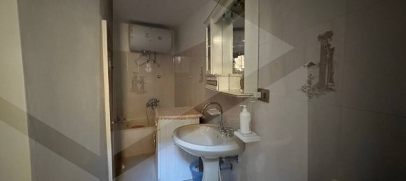 4 rooms House in Capistrello, Italy No. 18486 23