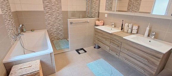 5 chambres Maison à Sens, France No. 194695 10