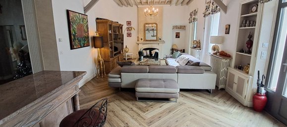 5 chambres Maison à Sens, France No. 194695 2