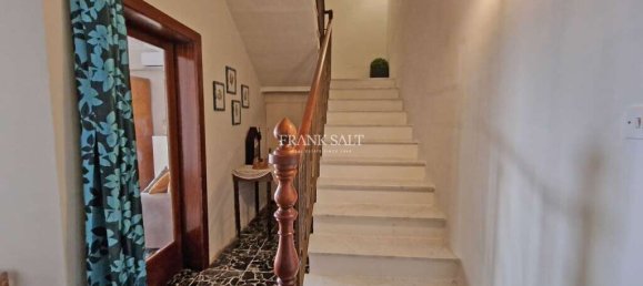 Дом с 4 спальнями в Санта-Лучия, Мальта № 8130 8