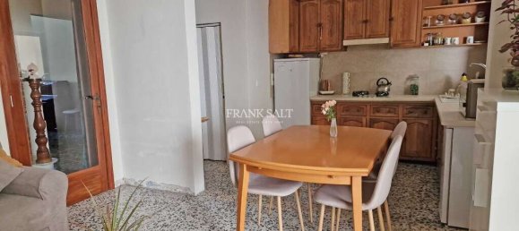 Дом с 4 спальнями в Санта-Лучия, Мальта № 8130 5