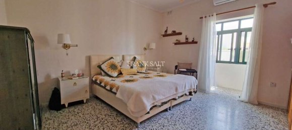 Дом с 4 спальнями в Санта-Лучия, Мальта № 8130 9