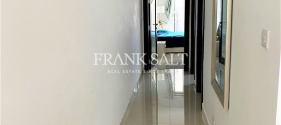 2 bedrooms Apartment in Gzira, Malta No. 9391 7