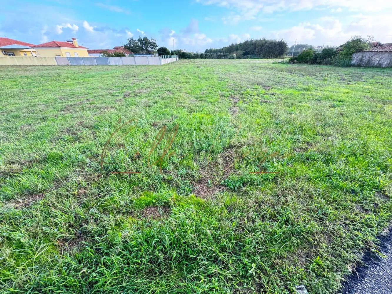 Земельный участок в Ойан, Португалия № 97483