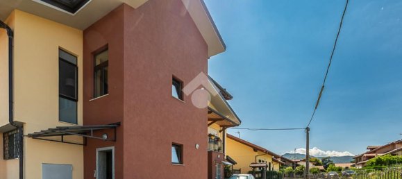 3 bedrooms Apartment in San Gillio, Italy No. 299978 2