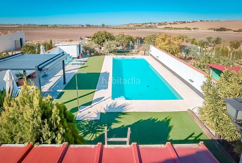 4 bedrooms House in La Carlota, Spain No. 80518