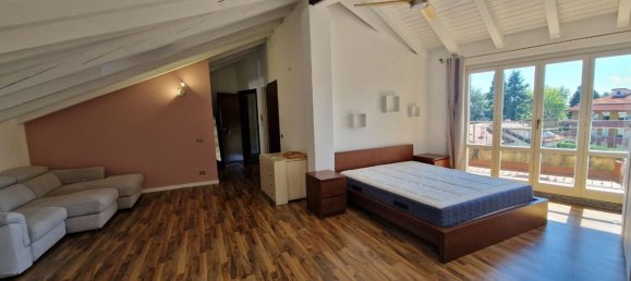 Studio in Venegono Superiore, Italy, Nr. 334185 8