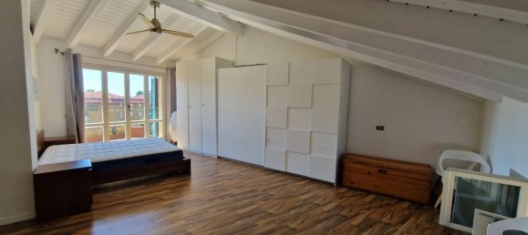 Studio in Venegono Superiore, Italy, Nr. 334185 4