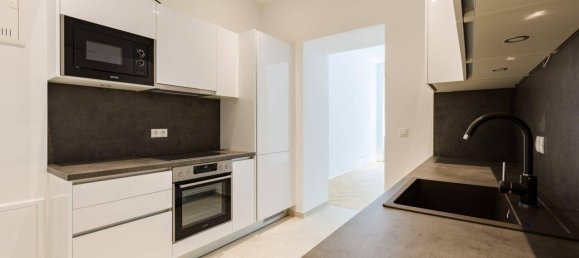 2 rooms Apartment in Simmering, Austria No. 227075 2