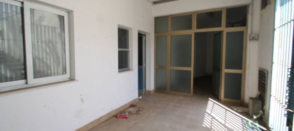 400m² Commercial property in Termoli, Italy No. 16097 3