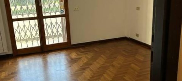 Пентхаус с 8 комнатами в Кьявари, Италия № 76645 14