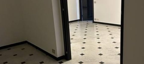 Пентхаус с 8 комнатами в Кьявари, Италия № 76645 10