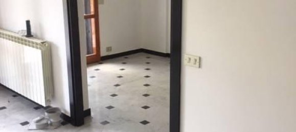 Пентхаус с 8 комнатами в Кьявари, Италия № 76645 4