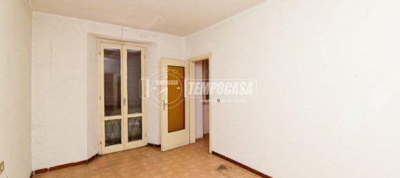 6 rooms House in Erba, Italy No. 15245 5