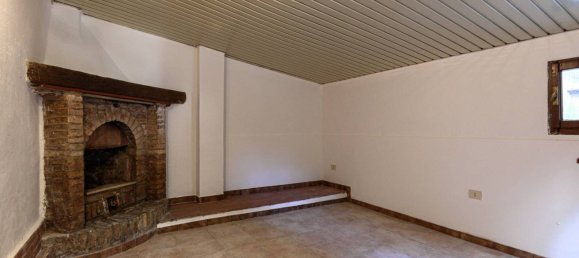 1 bedroom Apartment in Rome, Italy No. 320173 8