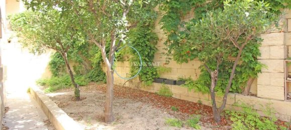 4 bedrooms Villa in Attard, Malta No. 3336 30