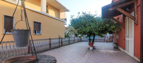 Villa T4 em Alba Adriatica, Italy N.º 345346 4