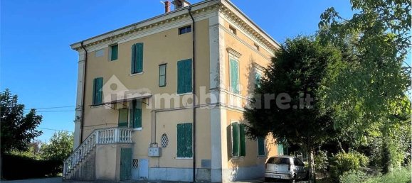 5 bedrooms Villa in Modena, Italy No. 342230 6
