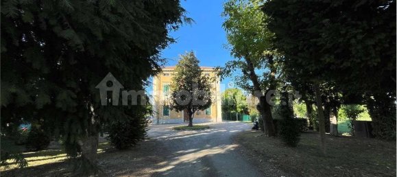 5 bedrooms Villa in Modena, Italy No. 342230 2