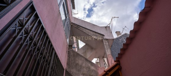 Edificio de 22 dormitorios en Amadora, Portugal No. 115908 41