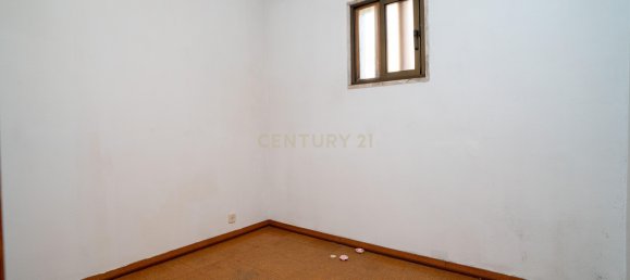 Edificio de 22 dormitorios en Amadora, Portugal No. 115908 28