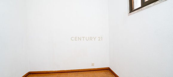 Edificio de 22 dormitorios en Amadora, Portugal No. 115908 27