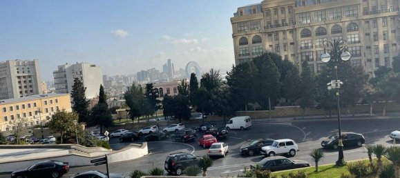 3 bedrooms House in Sabail, Azerbaijan No. 2271 11