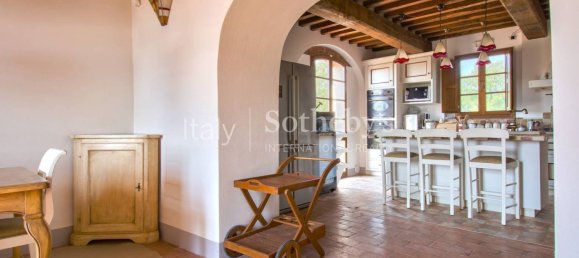 6 bedrooms House in Palaia, Italy No. 56860 8