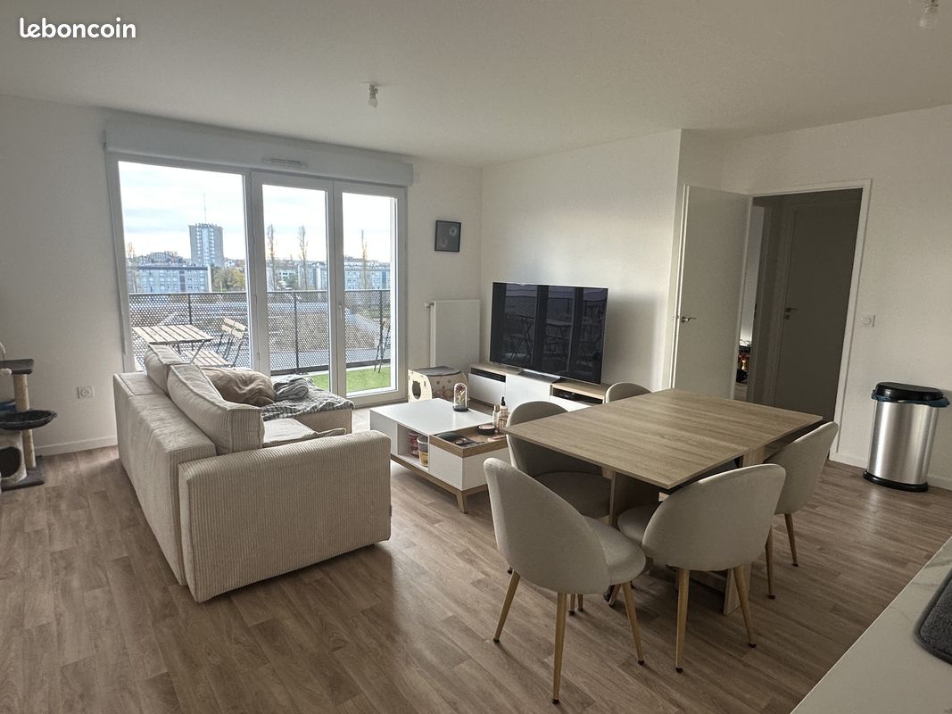 4 غرف نوم شقة في Melun, France رقم 167587