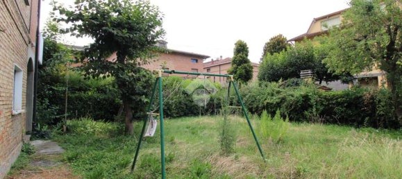 Villa de 9 dormitorios en Castellarano, Italy No. 258513 19