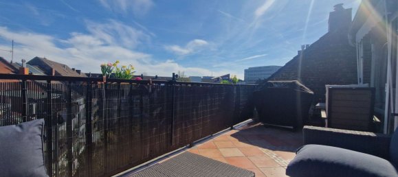 4غرفة منزل ذو طابقين في Dusseldorf, Germany رقم 37865 11