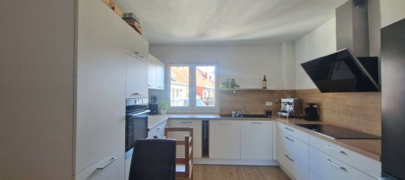 4غرفة منزل ذو طابقين في Dusseldorf, Germany رقم 37865 16