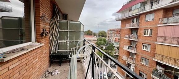 3-Zimmer Wohnung in Rome, Italy, Nr. 106013 8