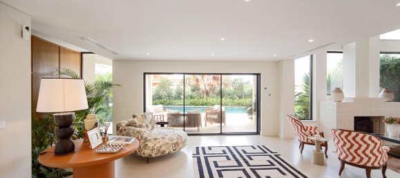 5 bedrooms Villa in Cascais, Portugal No. 44915 12