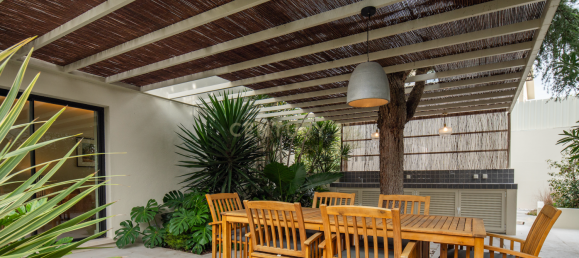 5 bedrooms Villa in Cascais, Portugal No. 44915 5