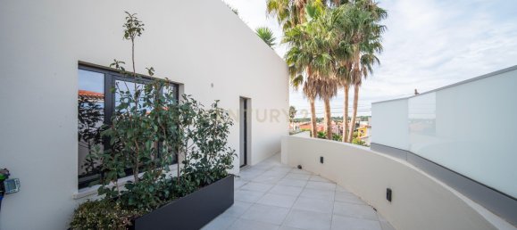 5 bedrooms Villa in Cascais, Portugal No. 44915 37