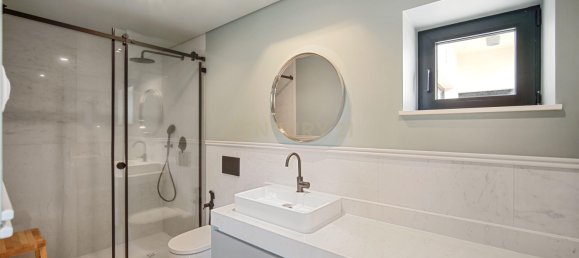 5 bedrooms Villa in Cascais, Portugal No. 44915 34