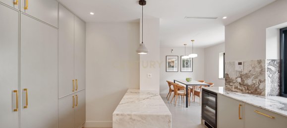 5 bedrooms Villa in Cascais, Portugal No. 44915 17