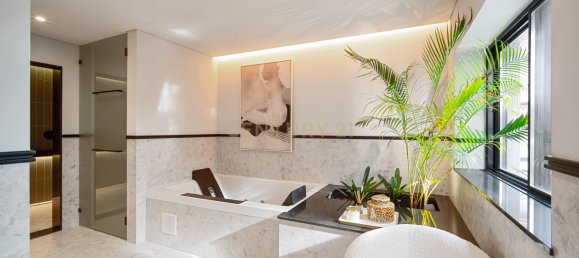 5 bedrooms Villa in Cascais, Portugal No. 44915 29