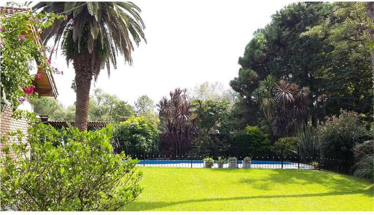 4 bedrooms Farm in Malvinas Argentinas, Argentina No. 46822