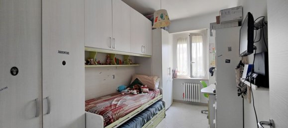 3 Schlafzimmer Wohnung in Piossasco, Italy, Nr. 333112 11