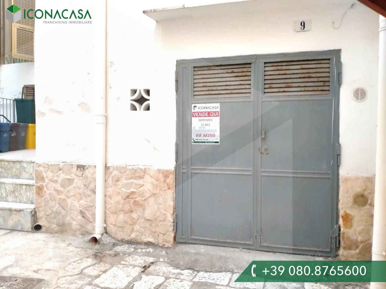 1 room Commercial property in Monopoli, Italy No. 20478