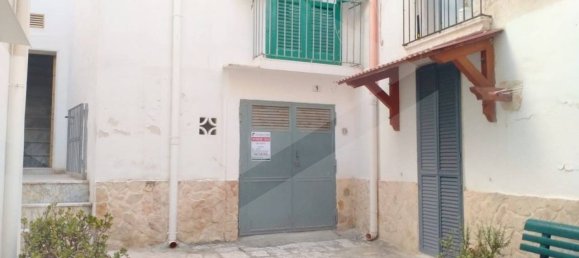 1 room Commercial property in Monopoli, Italy No. 20478 9
