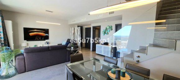 2 bedrooms Penthouse in Mijas, Spain No. 146400 16