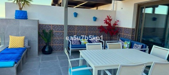 2 bedrooms Penthouse in Mijas, Spain No. 146400 9
