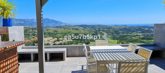 2 bedrooms Penthouse in Mijas, Spain No. 146400 5